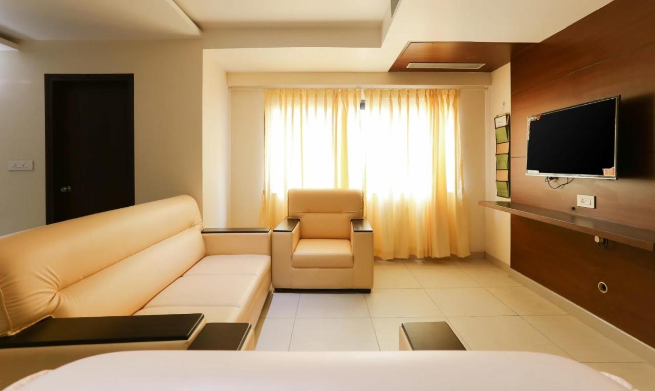 Venkys Stay Inn อูดุปปี ภายนอก รูปภาพ